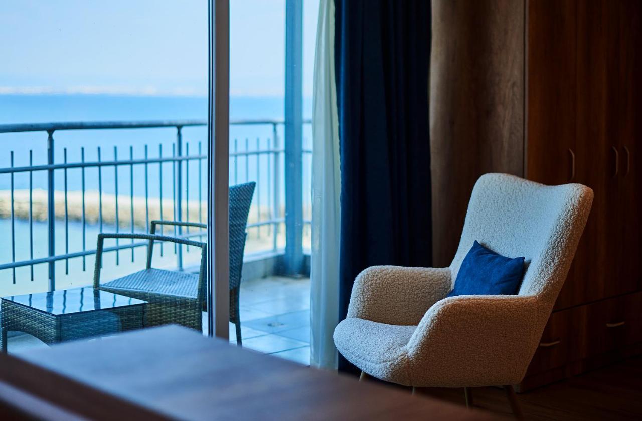 Family Hotel Regata Pomorie Esterno foto