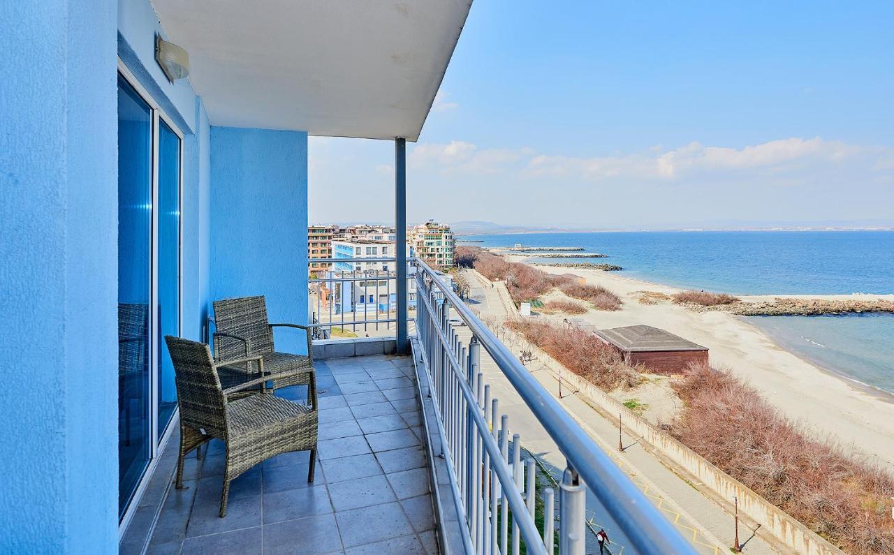 Family Hotel Regata Pomorie Esterno foto