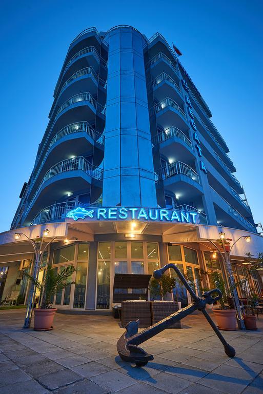 Family Hotel Regata Pomorie Esterno foto