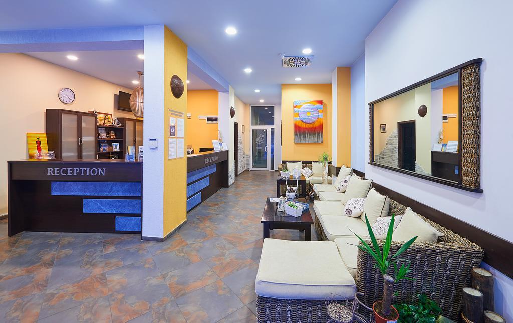 Family Hotel Regata Pomorie Esterno foto