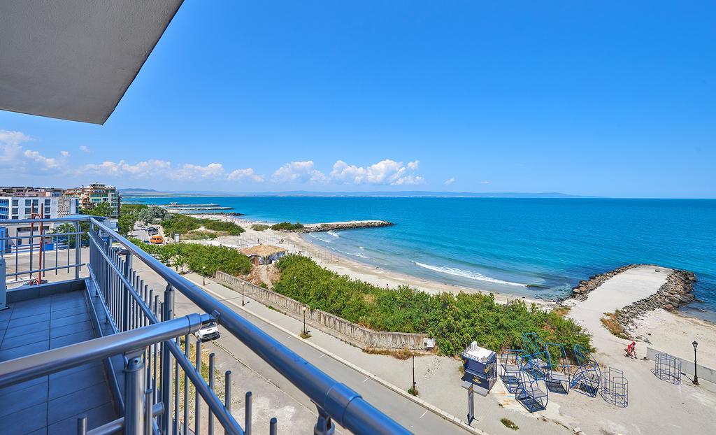Family Hotel Regata Pomorie Esterno foto